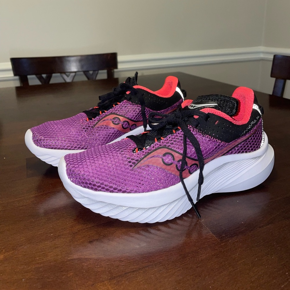 Saucony | Kinvara 14 size 7 NEVER WORN